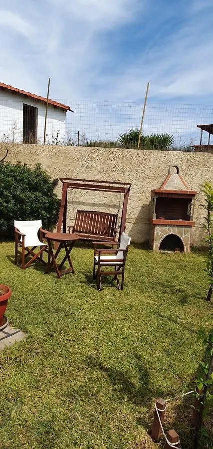 Apartament The Cozy Yard Nea Poteidaia